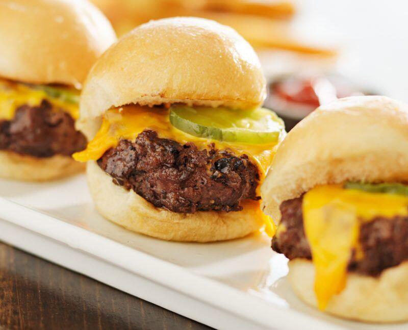 3 BURGER SLIDERS